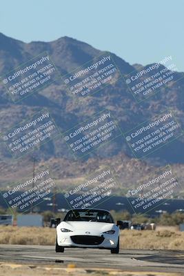 media/Nov-23-2025-Speed Ventures (Sun) [[88f20b6e61]]/6-Yellow Group/Session 1 (Turns 16 and 17 Exit)/